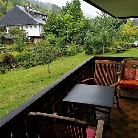 B4 Albmatte Apartamento *